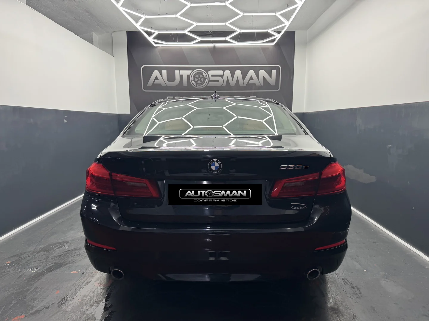 BMW Serie 5 530e 530e 2019 Híbrido Azul - Imagen 6 de 59